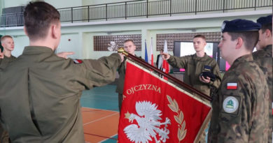 Ślubowanie klas pierwszych OPW