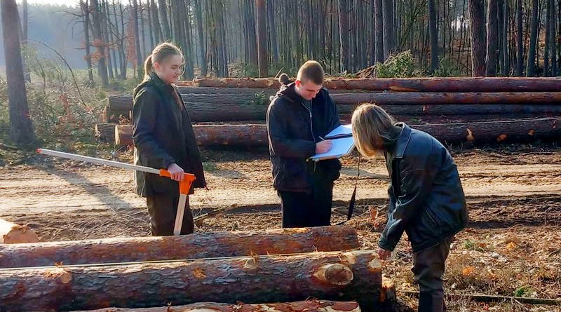 Prawdziwa praca w terenie Prawdziwa praca w terenie